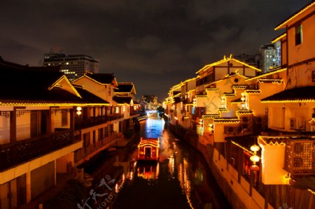 无锡南禅寺夜景图片