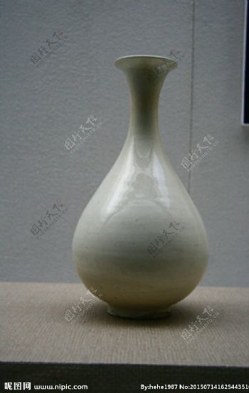 白瓷玉壶春瓶图片