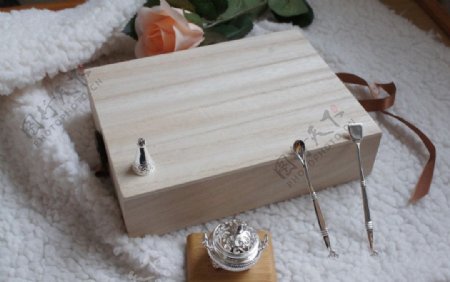 泓霖木盒小香炉图片