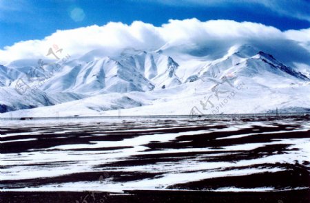 青藏昆仑山玉珠峰图片