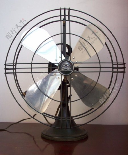 老式电风扇图片