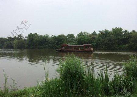 杭州湘湖雨后风景图片