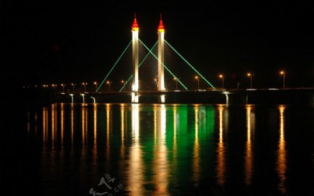 松原二桥夜景图片