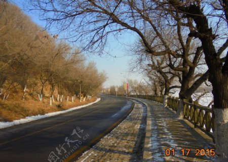 冬日马路图片