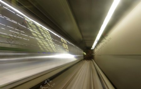 地铁隧道极速图片