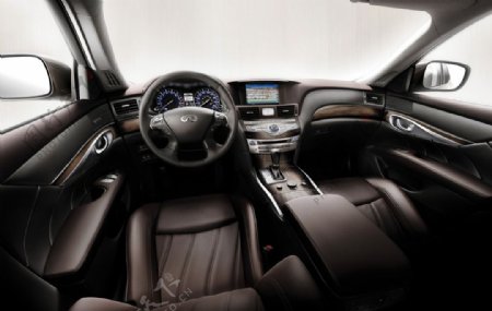 英菲尼迪2010版M系轿车车内景图片