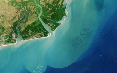 赞比西河石油污染图片
