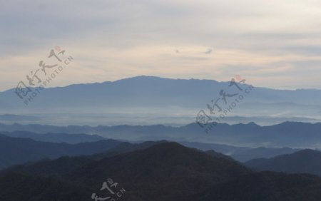 马来西亚云顶日出图片