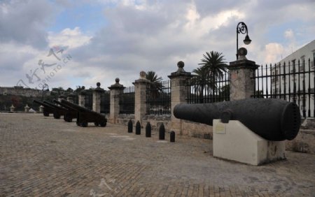 古巴哈瓦那古炮台图片