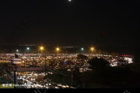 美国旧金山烛台美式足球场夜景图片