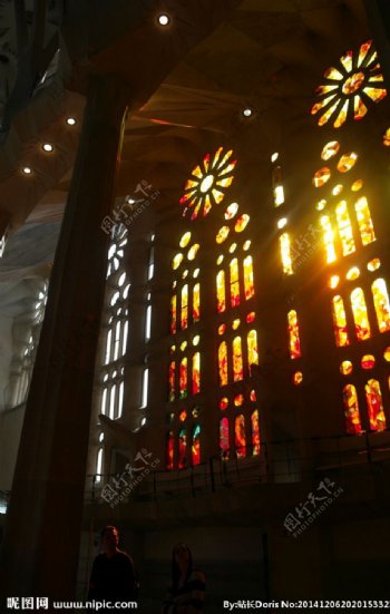圣家族教堂玻璃窗图片