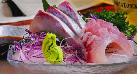 深海生鱼块寿司图片