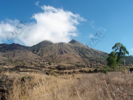 Batur火山图片