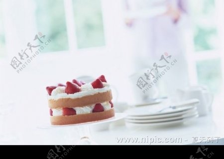 双层草莓奶油图片