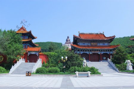 六鼎山寺庙正门建筑