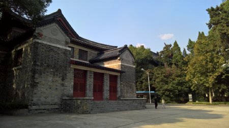南京大学校园内的老式建筑