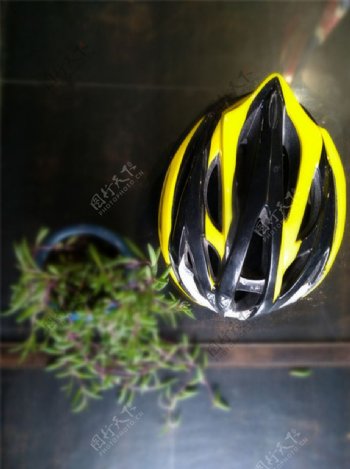 碳纤维超轻防虫自行车头盔