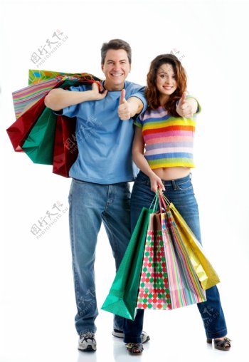 购物人外国男女购物袋