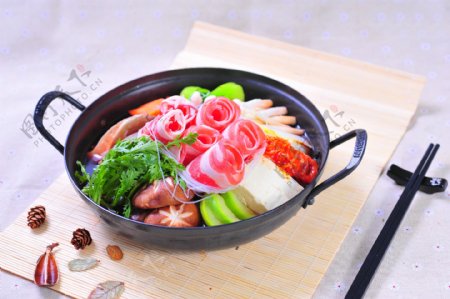 韩式肥牛火锅