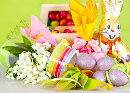 复活节鲜花彩蛋图片