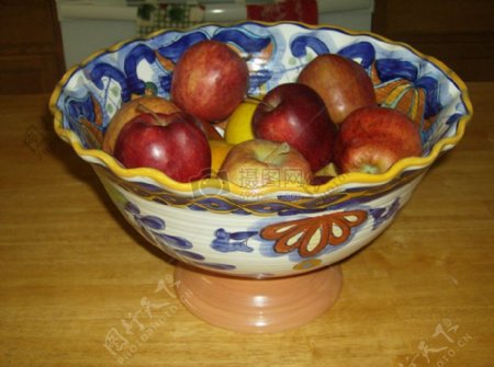 水果篮里的苹果