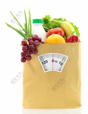 体重称与水果蔬菜图片