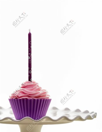 粉色紫色蛋糕图片