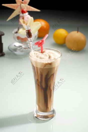 香浓泡沫冰咖啡图片