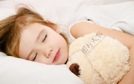 睡着的甜美外国儿童图片