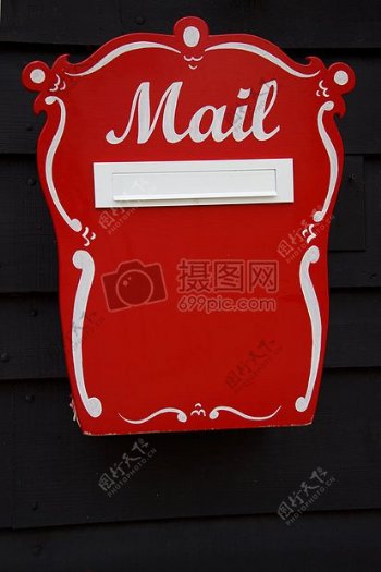 红色的邮箱图案