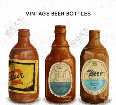 3款复古瓶装酒类设计矢量素材