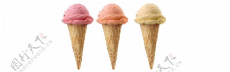 三个颜色的冰淇淋免抠psd透明素材