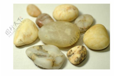 漂亮石头鹅卵石png素材