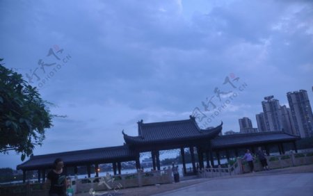 贵港东湖新世纪广场