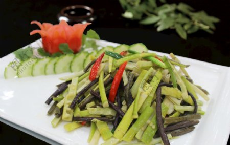 小笋炒蕨菜