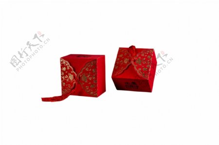 两个红色方形过节美礼盒png素材