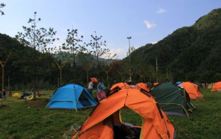 露营紫博山帐篷