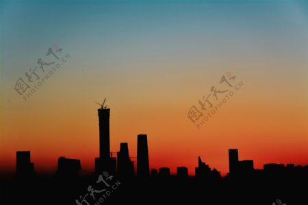 日出的北京城CBD高楼大厦