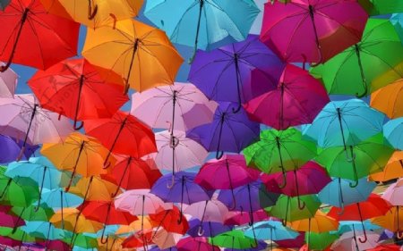 伞装饰颜色设计多彩