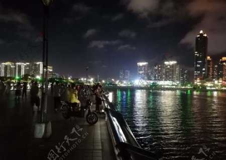 湛江最美海滨夜景