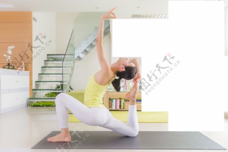 瑜伽人物健身锻炼素材