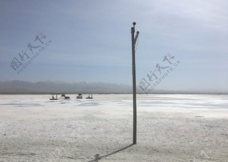 孤独盐湖图片