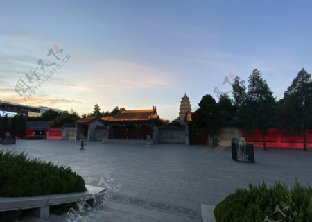 大雁塔南广场夜景图片