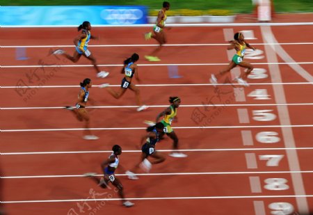 北京奥运女子百米夺冠瞬间图片