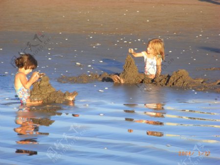 智利海滩小女孩图片