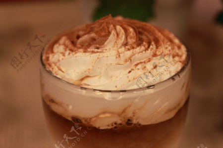 提拉米苏冰咖啡图片