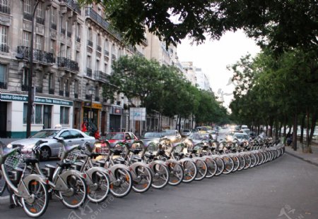 巴黎公共自行车无人租车场图片
