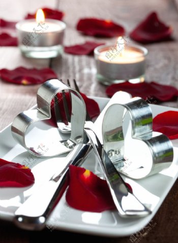 浪漫情人节餐桌设计图片