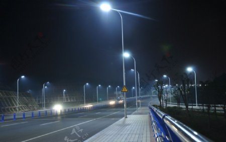 LED路灯夜景图片