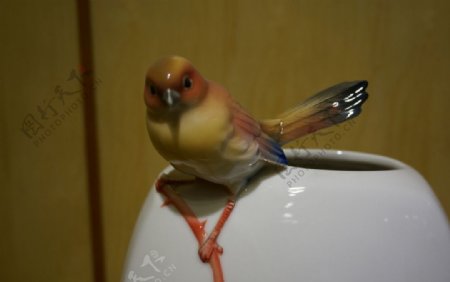 陶瓷立体鸟图片